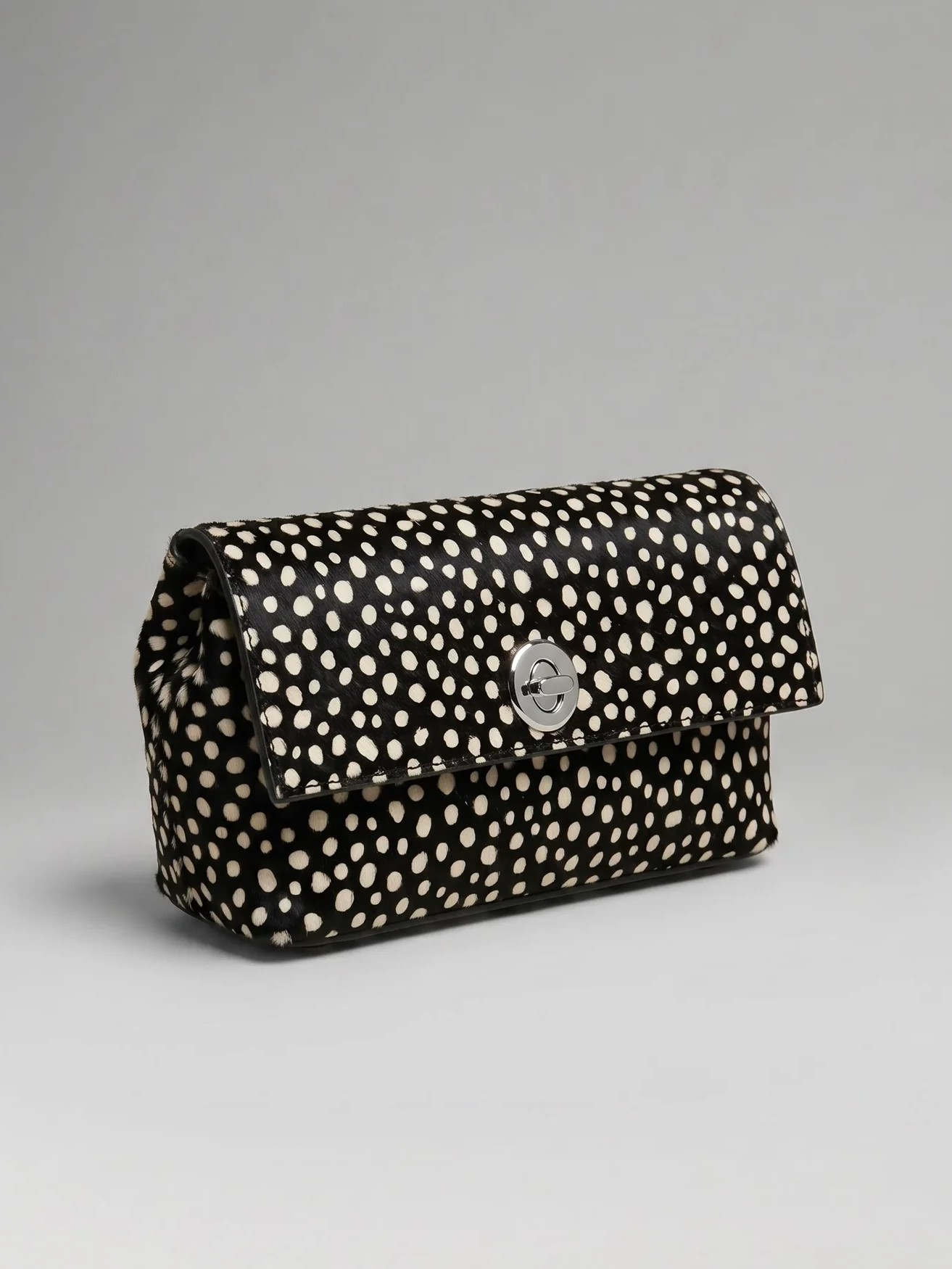 sofia-east-west-shoulder-bag/